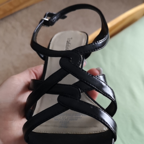 Y2K dress shoes - Picture 2 of 5